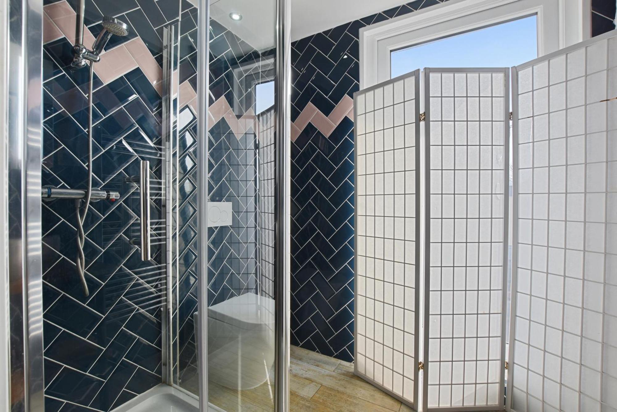 Angel Townhouse Hotel 3*